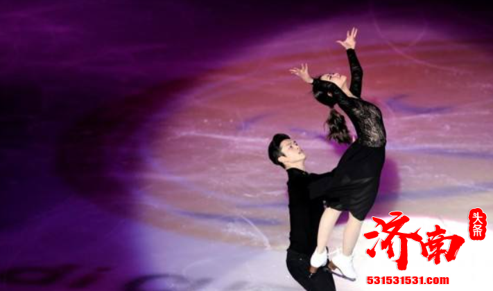 中国杯花样滑冰比赛将于下个月在重庆举行 参赛选手都在北京集中精力备战 中国杯花样滑冰比赛将于下个月在重庆举行 参赛选手都在北京集中精力备战