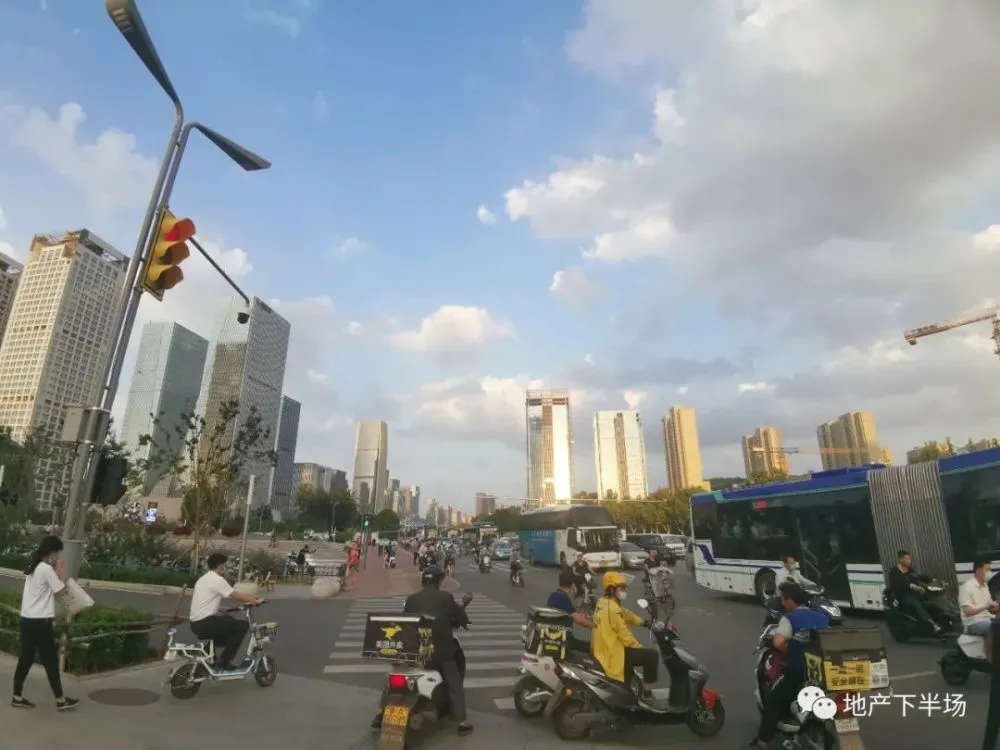 济南和青岛哪座城市适合年轻人定居发展? 济南和青岛哪座城市适合年轻人定居发展?