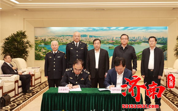 山东船员考试评估中心将落户济南 孙立成孙述涛会见交通运输部海事局客人并见证相关签约 山东船员考试评估中心将落户济南 孙立成孙述涛会见交通运输部海事局客人并见证相关签约