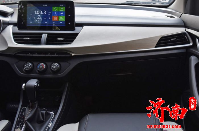 全新宝骏360改款即将上市 外观内饰采用最新设计 6、7座布局 全新宝骏360改款即将上市 外观内饰采用最新设计 6、7座布局