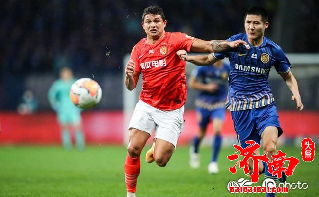 恒大无缘第九冠,他们有三大缺陷!没中锋,边卫,后腰 恒大无缘第九冠,他们有三大缺陷!没中锋,边卫,后腰