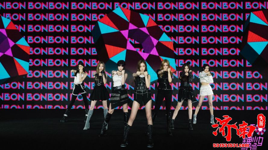 硬糖少女张艺凡泪奔拜托粉丝别走:陪我们久一点 硬糖少女张艺凡泪奔拜托粉丝别走:陪我们久一点