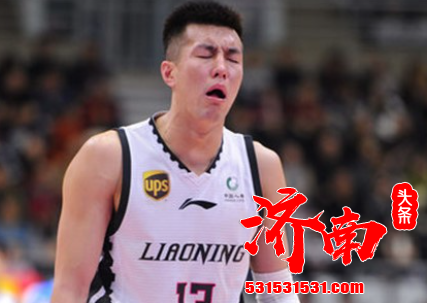 郭艾伦也是在备受争议中成长 如今的他正在步入自己职业生涯巅峰 郭艾伦也是在备受争议中成长 如今的他正在步入自己职业生涯巅峰