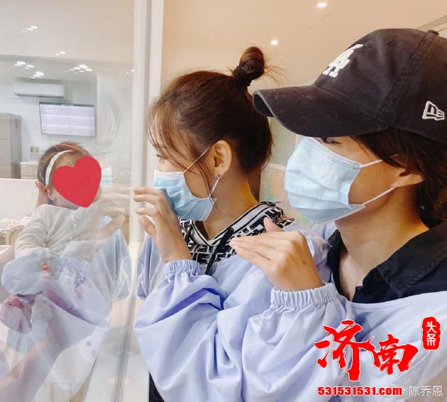 陈乔恩探望安以轩女儿 笑称有了娃宝谁还看她妈妈 陈乔恩探望安以轩女儿 笑称有了娃宝谁还看她妈妈