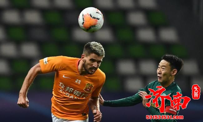 程进:期待与球队一起回到中超联赛 与绿城一起实现梦想 程进:期待与球队一起回到中超联赛 与绿城一起实现梦想