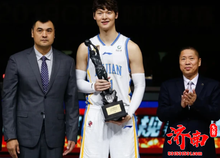 福建男篮大外援归队 与王哲林再组内线双塔 要帮福建队止住连败 福建男篮大外援归队 与王哲林再组内线双塔 要帮福建队止住连败