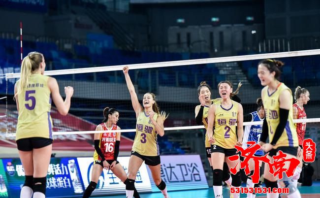 广东女排主教:女排超级联赛就像坐过山车 现在大家都在比意志 广东女排主教:女排超级联赛就像坐过山车 现在大家都在比意志