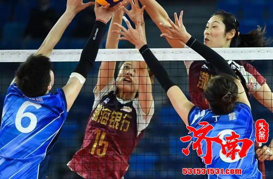 女排超级联赛半决赛:全华班球队晋级决赛 半决赛是个精彩的比赛 女排超级联赛半决赛:全华班球队晋级决赛 半决赛是个精彩的比赛