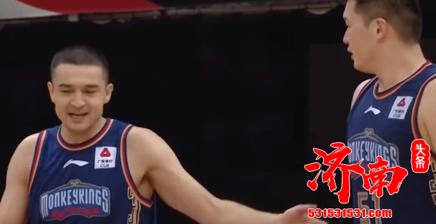 西热力江作为同曦球队的外线核心球员 防守端也是尖兵 对万圣伟的指导 简直是像极了大哥哥 西热力江作为同曦球队的外线核心球员 防守端也是尖兵 对万圣伟的指导 简直是像极了大哥哥