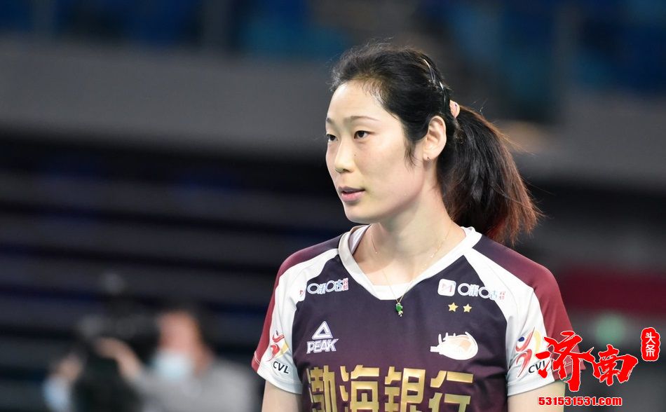 女排总决赛第二场:朱婷+李盈莹拿下52分!带领天津拿下第二场胜利 女排总决赛第二场:朱婷+李盈莹拿下52分!带领天津拿下第二场胜利