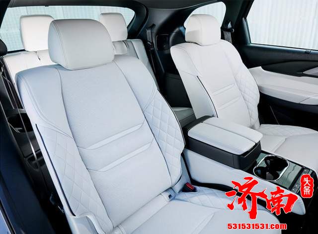 马自达全新CX-9发布 搭载V6引擎有着丰富配置 售30万起 马自达全新CX-9发布 搭载V6引擎有着丰富配置 售30万起