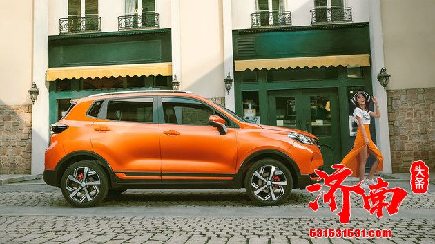 长安汽车新款CS15正式上市 售价6.19-7.69万元 长安汽车新款CS15正式上市 售价6.19-7.69万元