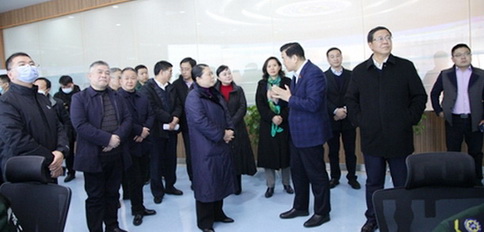 湘西自治州人民政府考察团到济南市急救中心参观考察 湘西自治州人民政府考察团到济南市急救中心参观考察