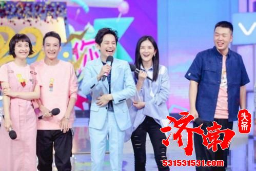 主持人彭宇发文力挺何炅:“何老师就是一个很好很善良的人 主持人彭宇发文力挺何炅:“何老师就是一个很好很善良的人