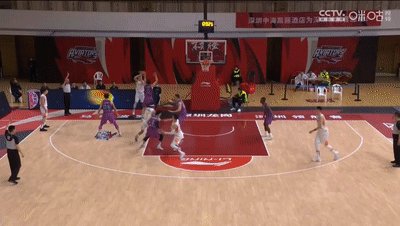 深圳男篮依靠杨林祎的三分绝杀,最终以110-107险胜山东 深圳男篮依靠杨林祎的三分绝杀,最终以110-107险胜山东