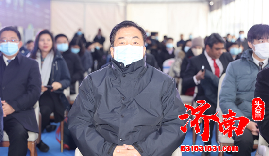 绿地济南之全球商品贸易港链上自贸保税展示交易中心启动活动举行 绿地济南之全球商品贸易港链上自贸保税展示交易中心启动活动举行