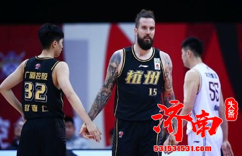 北控115-105大逆转战胜广厦,此役过后广厦完成复仇 北控115-105大逆转战胜广厦,此役过后广厦完成复仇