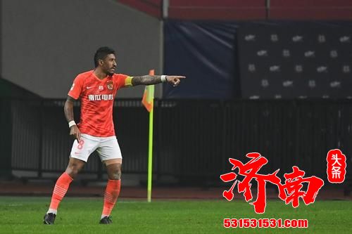 恒大再次下令,要求尚未归队的费南多、保利尼奥和塔利斯卡赶快回归 恒大再次下令,要求尚未归队的费南多、保利尼奥和塔利斯卡赶快回归