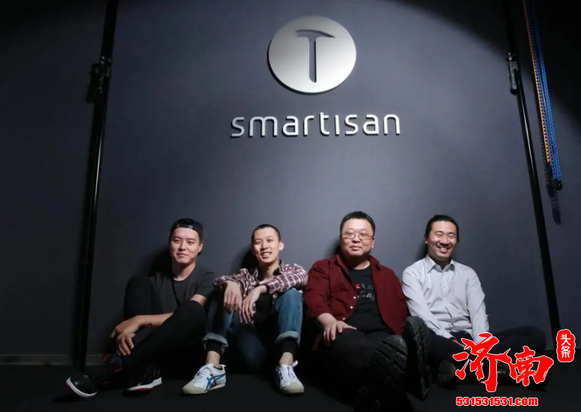 坚果手机也将和锤子手机一样 成为手机市场中的过客 它也给国内手机市场留下了不少回忆 坚果手机也将和锤子手机一样 成为手机市场中的过客 它也给国内手机市场留下了不少回忆