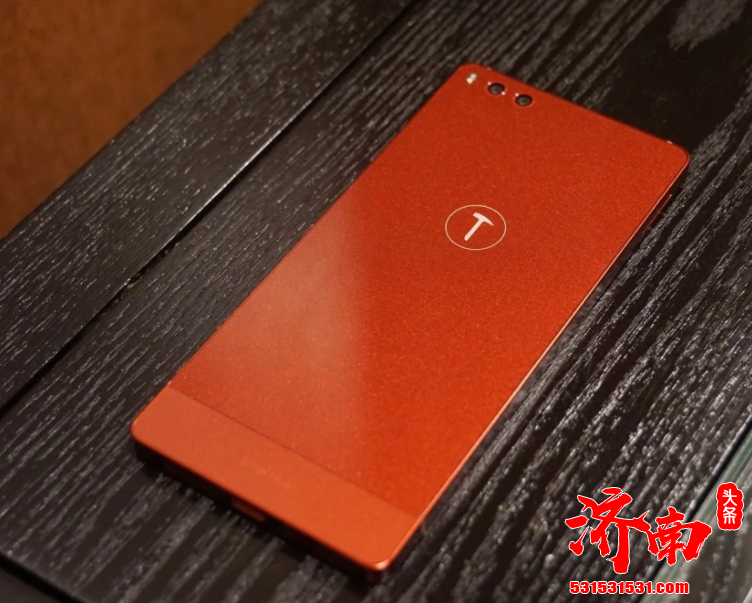 坚果手机也将和锤子手机一样 成为手机市场中的过客 它也给国内手机市场留下了不少回忆 坚果手机也将和锤子手机一样 成为手机市场中的过客 它也给国内手机市场留下了不少回忆