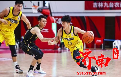 广厦队104-105惜败吉林队,但广厦队后卫冯欣再有出色表现 广厦队104-105惜败吉林队,但广厦队后卫冯欣再有出色表现