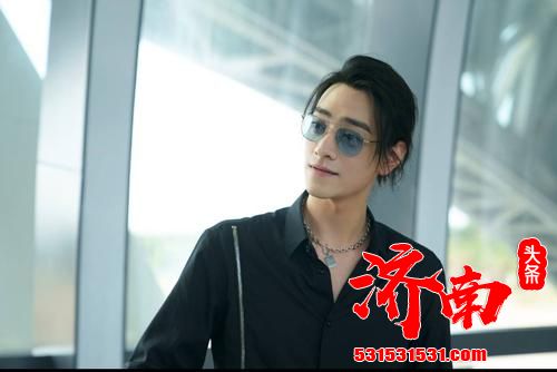 本色出演《假日暖洋洋》?郑云龙:不,我的职业是音乐剧演员 本色出演《假日暖洋洋》?郑云龙:不,我的职业是音乐剧演员