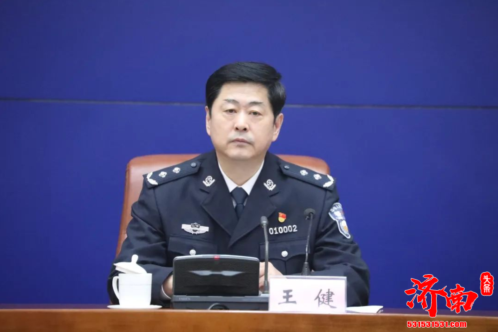 济南市公安局党委副书记介绍济南市公安系统 贯彻落实强省会战略的使命 济南市公安局党委副书记介绍济南市公安系统 贯彻落实强省会战略的使命