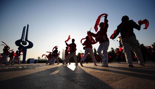 做好疫情防控前提下,济南将逐步恢复大型群众性活动审批 做好疫情防控前提下,济南将逐步恢复大型群众性活动审批