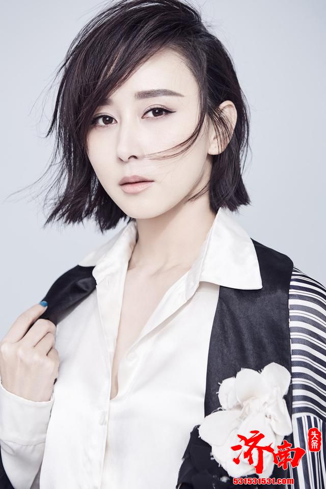 胡静珍珠头纱蒙面大片曝光 异域风情独显魅力 胡静珍珠头纱蒙面大片曝光 异域风情独显魅力