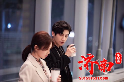 罗云熙的新剧《半是蜜糖半是伤》让网友忍不住直呼真的太甜了！