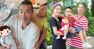 应采儿二胎剖腹产过程曝光 陈小春全程紧握老婆的手