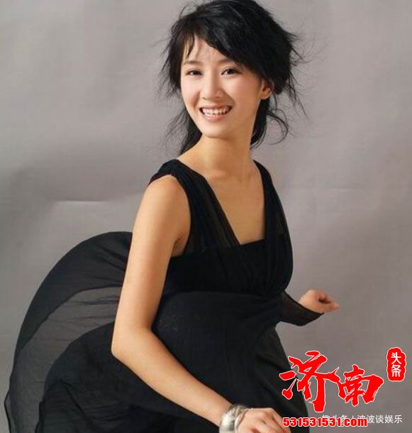 隐藏了34年才被发现父亲竟是陈道明 出道多年不拼爹不炒作 