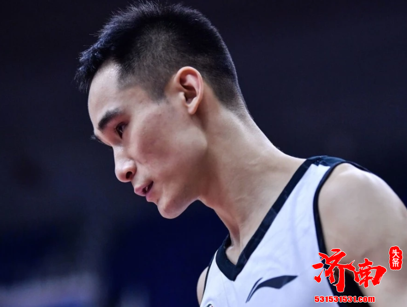 青岛雄鹰一直以来都是不受重视的小球队 但他们始终没有停下前进的脚步