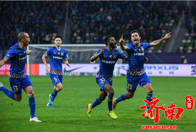 苏宁在球场上与恒大的比赛中证明了一切皆有可能发生
