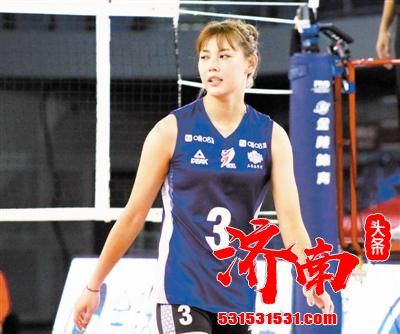 王佳敏：膝盖有点损伤但不严重，打了绷带还是能打比赛