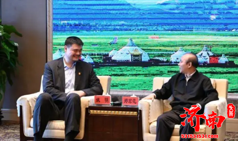 巴特尔是中国知名篮球明星 也是中国首位获得NBA冠军戒指的篮球运动员