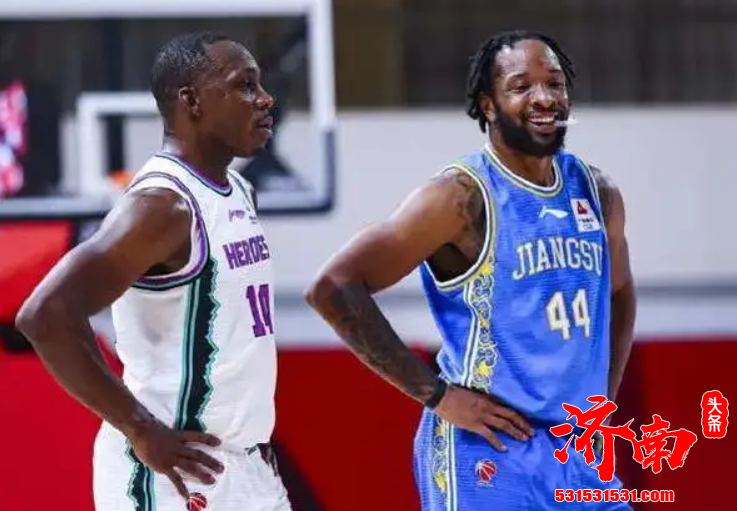 如今的苏州在补充了威尔斯与威廉姆斯之后 实力有了明显提高