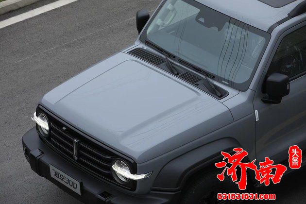 灰太浪版坦克300实拍图曝光 搭载2.0T引擎+8AT 造型硬朗