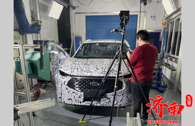 福特全新车型谍照曝光 摒弃三厢造型改换旅行车设计