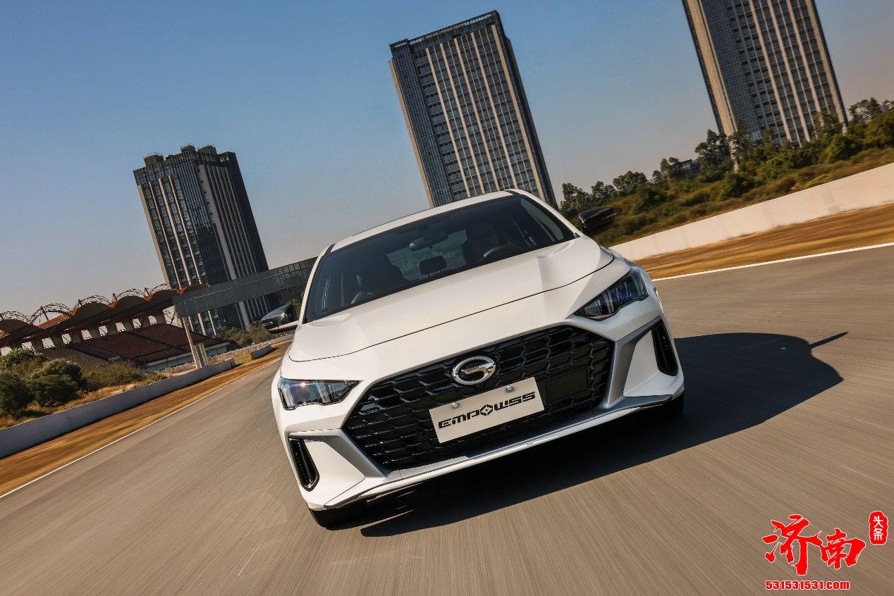 采用两种风格外观 广汽传祺EMPOW55又曝光新官图