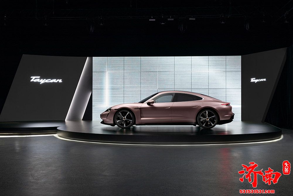 保时捷入门版Taycan发布 7.99万美元起售