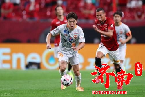 有媒体爆出山东泰山队即将引进新外援，年仅23岁，效力日本豪门