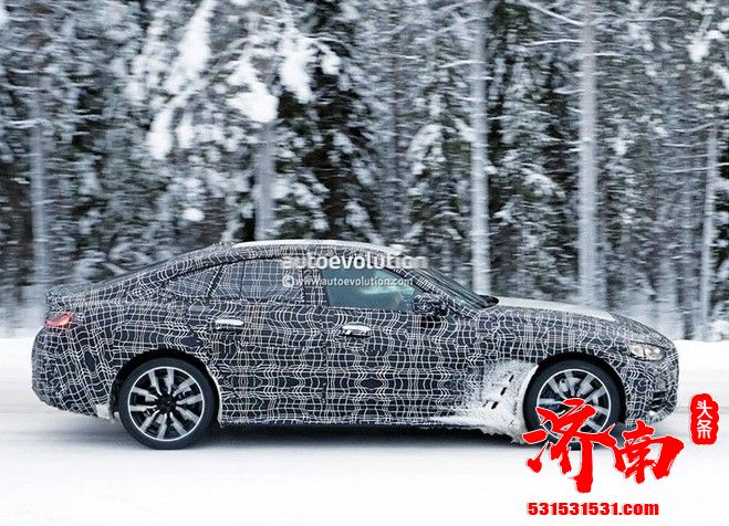 宝马全新4系四门轿跑路试谍照曝光 双出梯形排气更显霸气 搭3.0T引擎