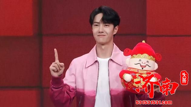 王一博谈首登春晚感受 透露表演舞台很有科技感