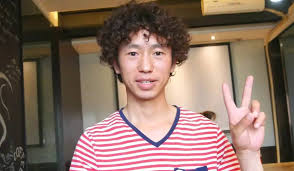 庞麦郎经纪人发文疑心态崩溃：干脆也让我住院吧