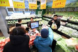 济南居民服务价格一年来首次转正 餐饮消费回暖快