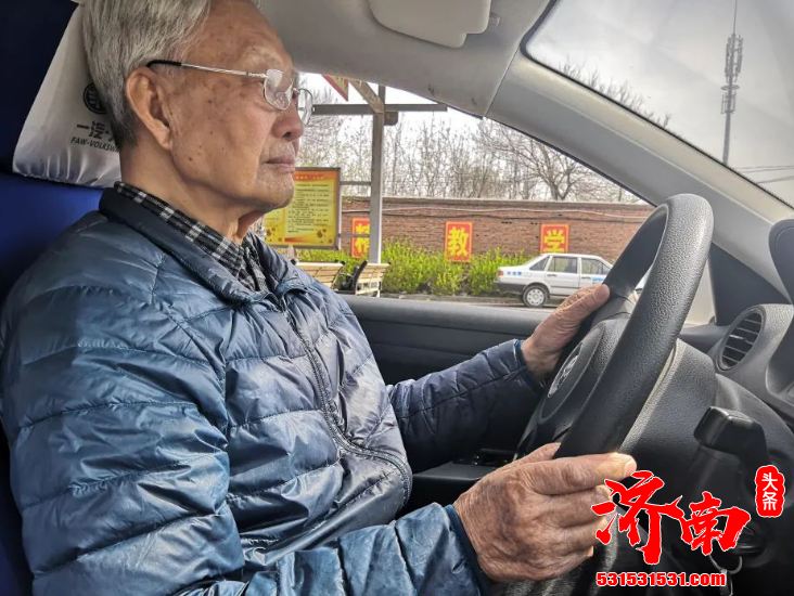 山东驾考学员年龄再创新高，济南一85岁志愿老兵已过科目一！
 