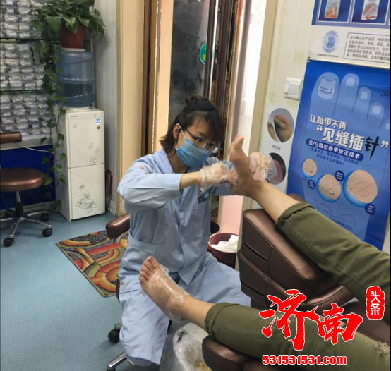 职业不分高低贵贱 211女研究生从事修脚行业