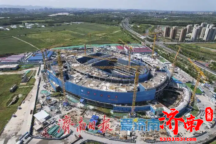 济南黄河体育中心项目建设加快推进，“一场两馆”主体结构已清晰呈现