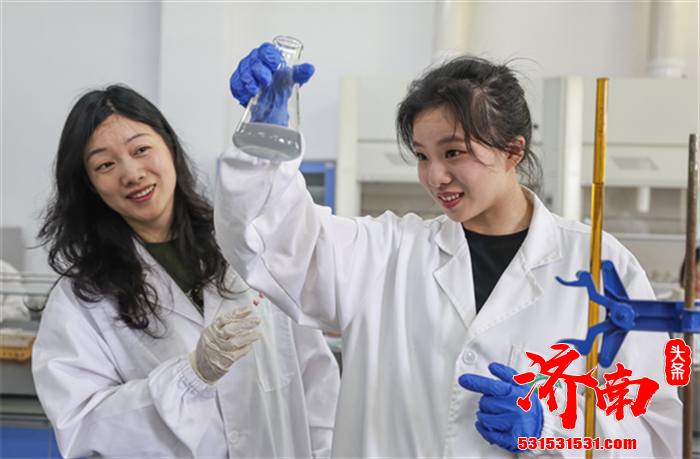 济南市12345市民服务热线“话题榜”⑫：“你”问即答，“才”聚泉城《济南日报·爱济南》